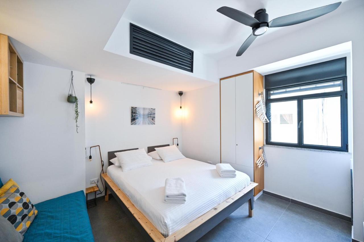 Ferienwohnung Designer 2Br In Rembrandt Street By Holyguest Tel Aviv-Jaffa Exterior foto